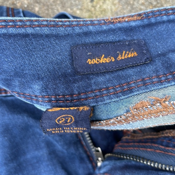 Seven jeans, rocker, slim, size 27, with diamond accented buttons - Picture 5 of 11